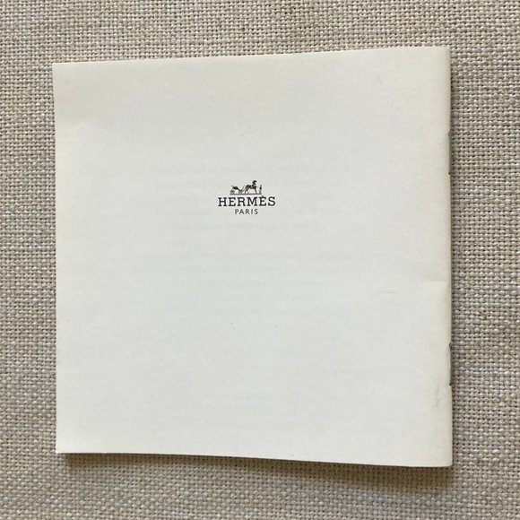 2 Hermès Scarf Le Carre - Book / Booklet / Catalog Spring 2009 and Fall 2010 - Picture 2 of 5